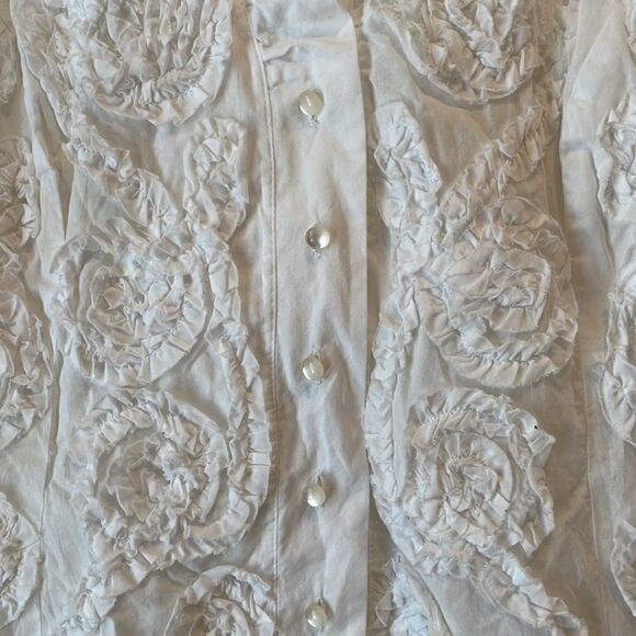 NEXX white ruffle Sleeveless top with pearl buttons Size Large - Picture 2 of 5